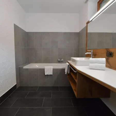 Haus Kitzblick Xl * 卡普伦