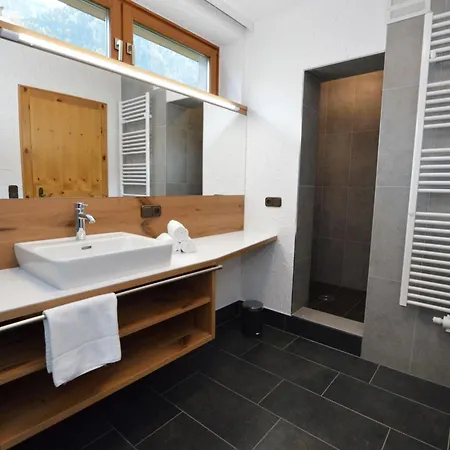 Haus Kitzblick Xl Дом отдыха Капрун